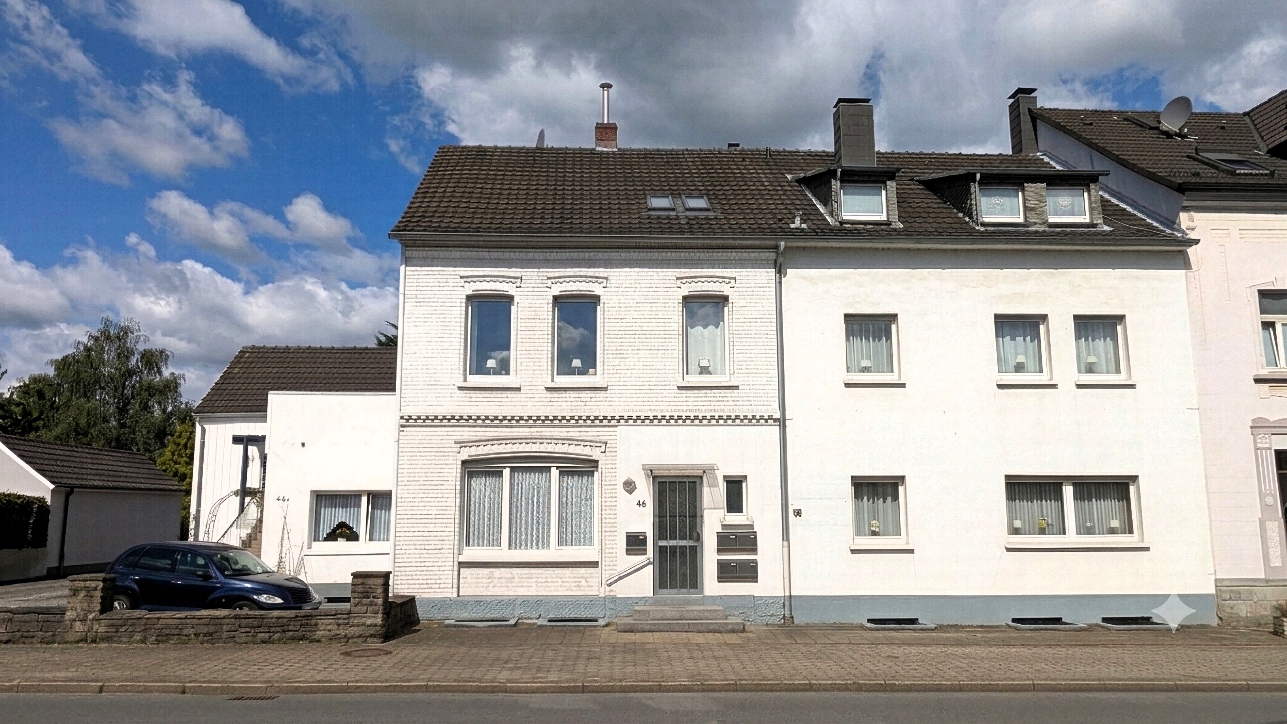 Vorderansicht Hauptgebäude