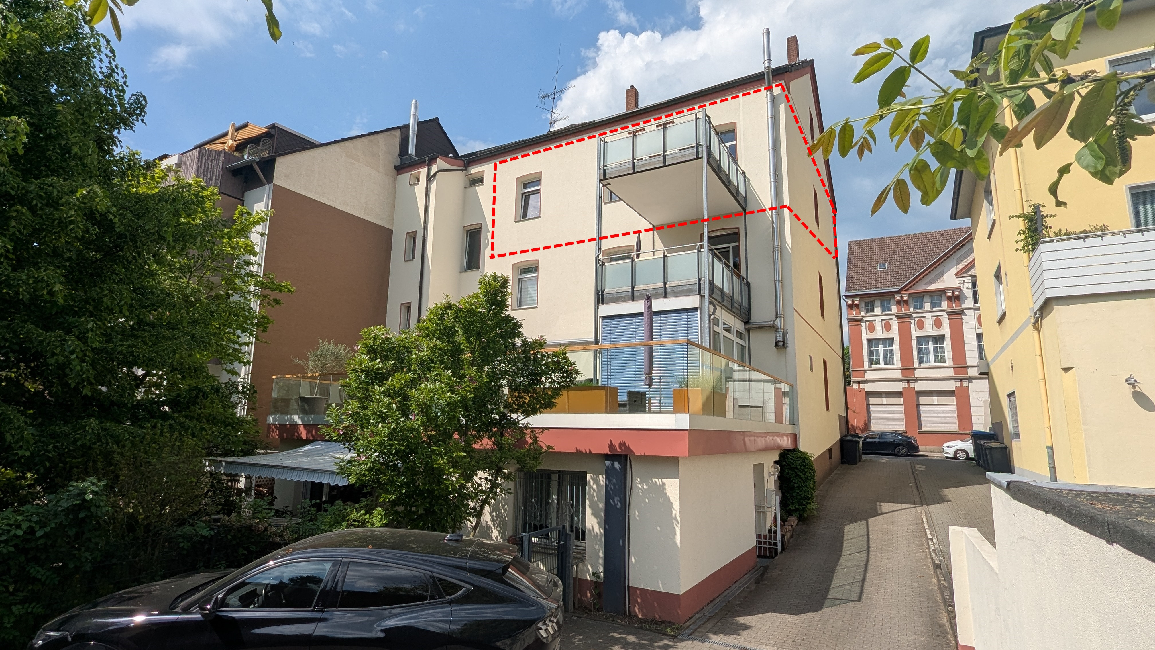Zwei attraktive Eigentumswohnungen - Flexibilität und Potenzial in modernisiertem, gepflegtem Altbau