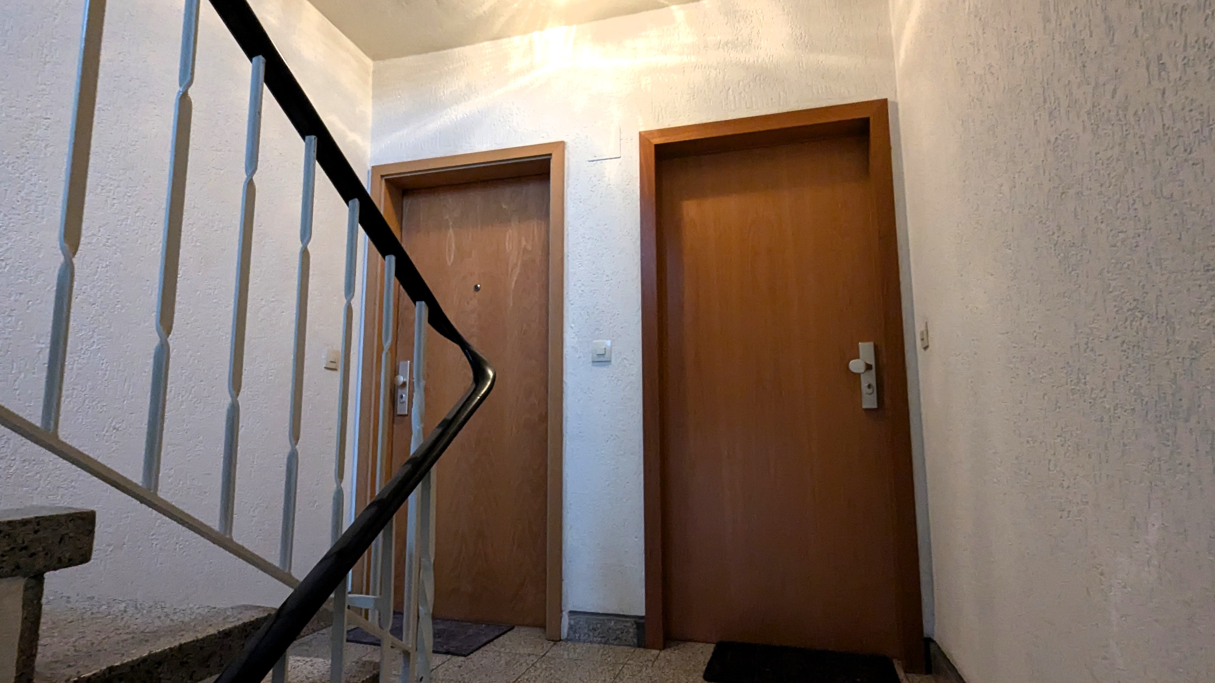 38 Wohnungseingänge 3