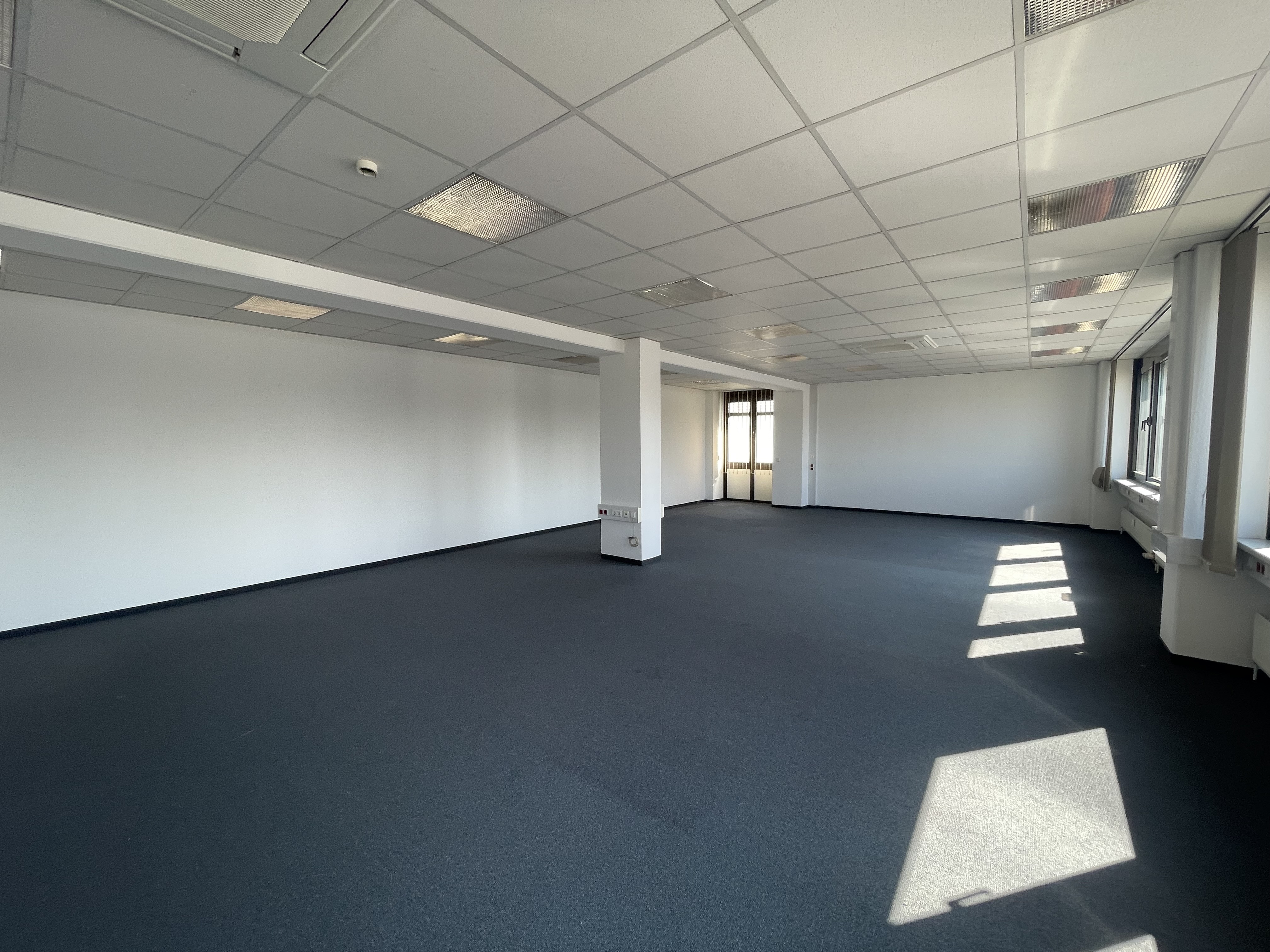 Büro 119m²