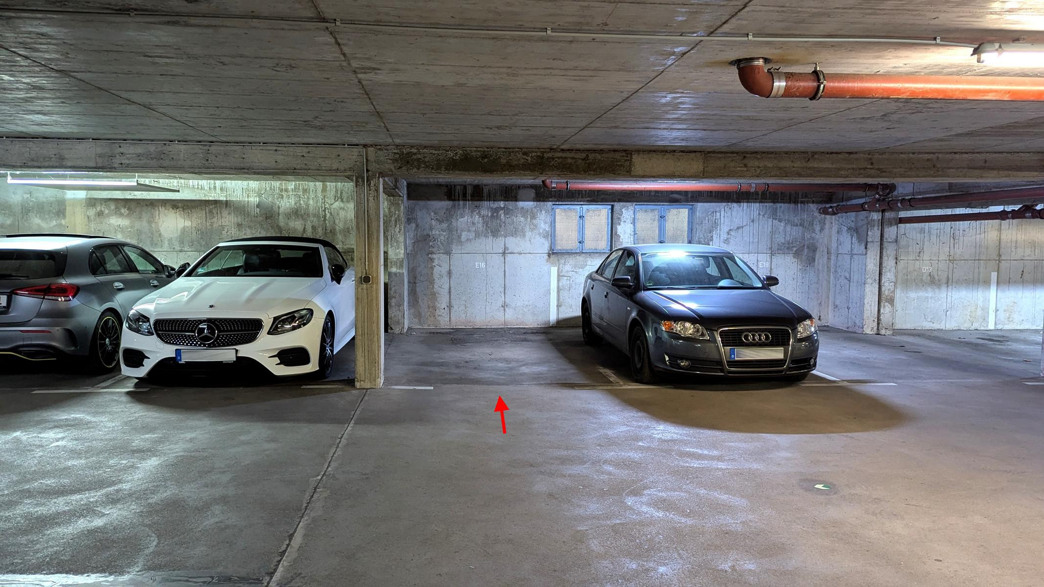 Tiefgaragenstellplatz