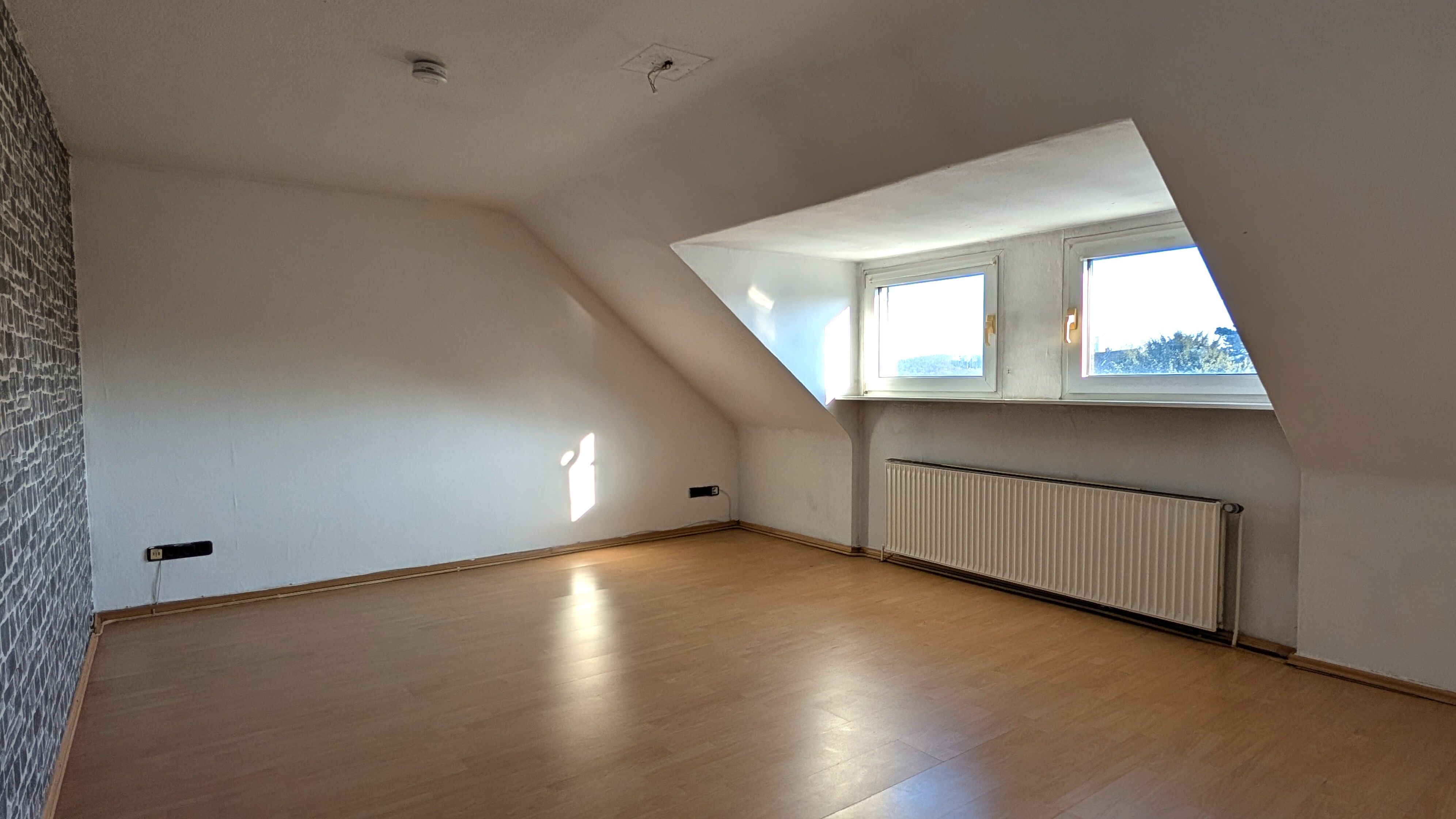 Wohnzimmer Wohnung DG rechts