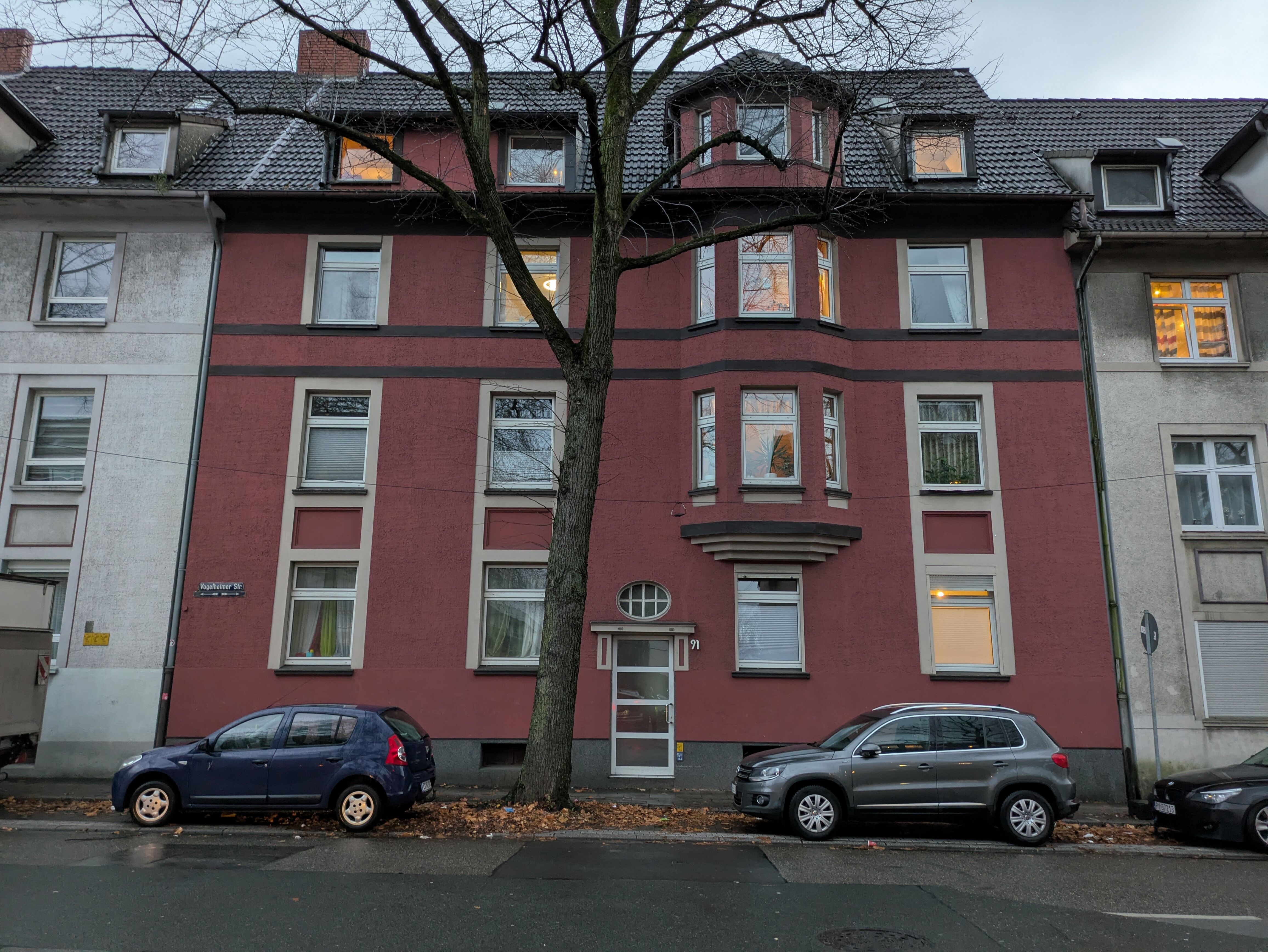 Kompakte Dachgeschosswohnung mit Ausbaupotenzial im Essener-Norden!